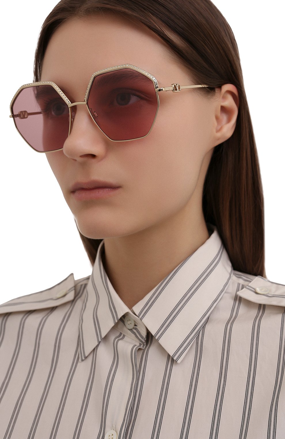 Женские солнцезащитные очки VALENTINO розового цвета, арт. 2044-300384 | Фото 2 (Региональные ограничения белый список (Axapta Mercury): RU; Тип очков: С/з; Очки форма: Over-size)