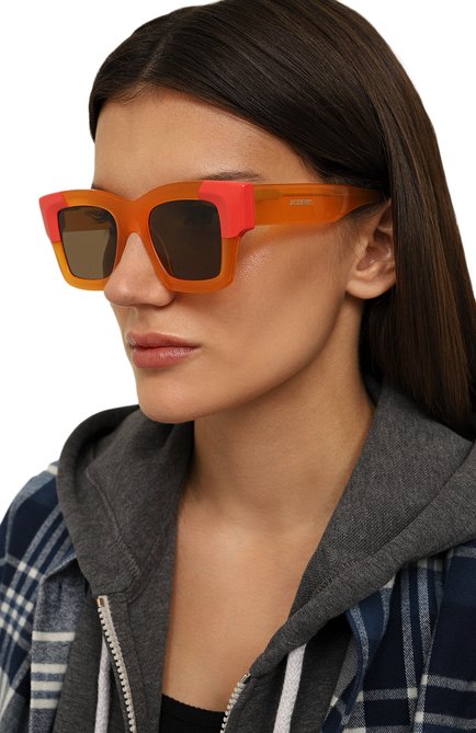 Женские солнцезащитные очки JACQUEMUS оранжевого цвета, арт. LES LUNETTES BACI MULTI 0RANGE | Фото 2 (Тип очков: С/з; Материал: Пластик; Оптика Гендер: оптика-женское; Очки форма: Квадратные)