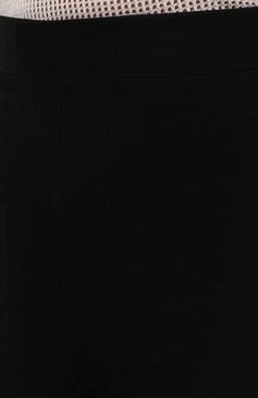 Женские шерстяные брюки BOTTEGA VENETA черного цвета, арт. 653518/VKIS0 | Фото 5 (Длина (брюки, джинсы): Удлиненные; Силуэт Ж (брюки и джинсы): Широкие; Материал внешний: Шерсть; Женское Кросс-КТ: Брюки-одежда; Региональные ограничения белый список (Axapta Mercury): RU; Стили: Кэжуэл)