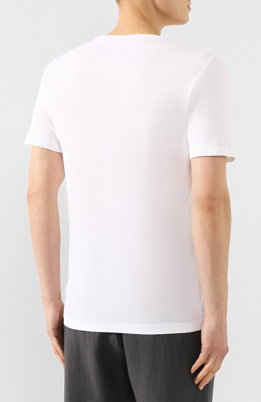Мужская хлопковая футболка TRANSIT белого цвета, арт. CFUTRK2370 | Фото 4 (Принт: Без принта; Рукава: Короткие; Длина (для топов): Стандартные; Материал внешний: Хлопок; Стили: Кэжуэл)