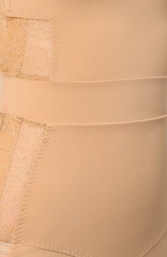 Женская сорочка LA PERLA бежевого цвета, арт. 905871 | Фото 5 (Материал внешний: Синтетический материал; Материал сплава: Проставлено; Нос: Не проставлено; Материал подклада: Синтетический материал)