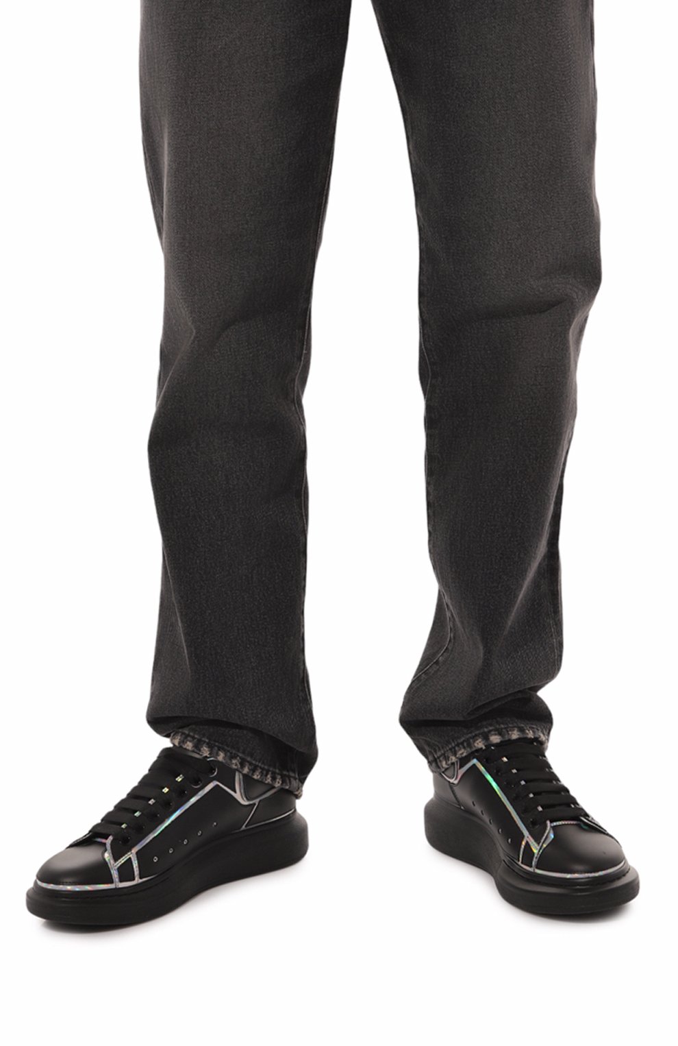 Мужские кожаные кеды oversized ALEXANDER MCQUEEN черного цвета, арт. 645868 WIBNV | Фото 3 (Материал внутренний: Натуральная кожа; Стили: Классический; Материал утеплителя: Без утеплителя; Подошва: Массивная)