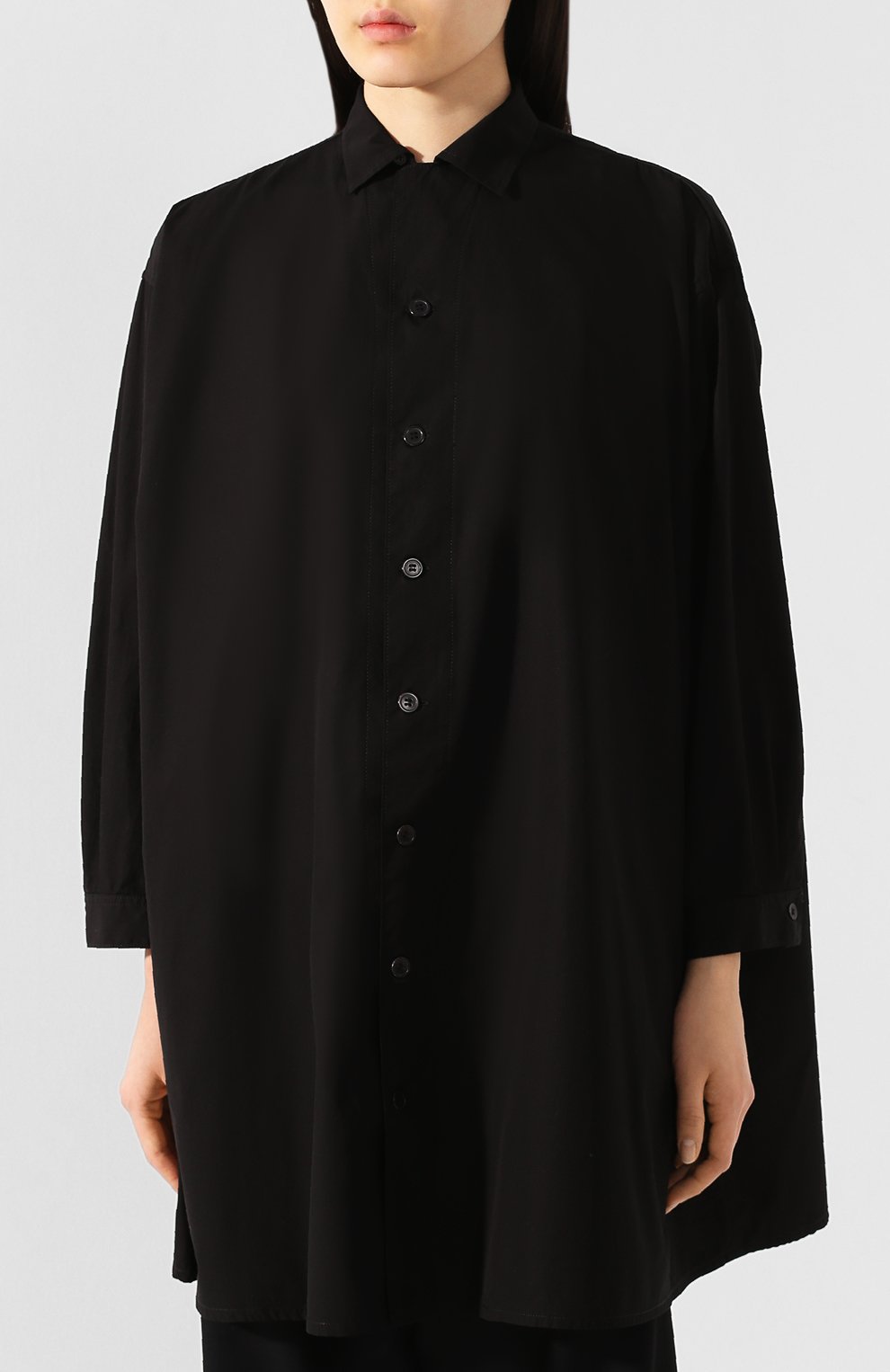 Женская хлопковая рубашка YOHJI YAMAMOTO черного цвета, арт. NN-B06-001 | Фото 3 (Рукава: Длинные; Принт: Без принта; Женское Кросс-КТ: Рубашка-одежда; Длина (для топов): Удлиненные; Материал внешний: Хлопок)