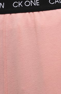 Женские хлопковые брюки CALVIN KLEIN розового цвета, арт. QS6429E | Фото 5 (Женское Кросс-КТ: Брюки-белье; Материал внешний: Синтетический материал, Хлопок)