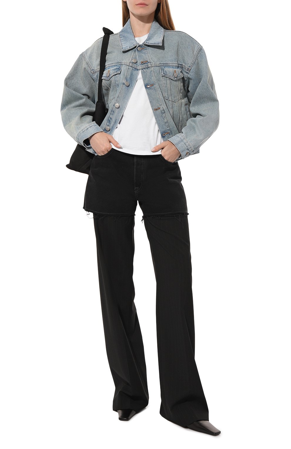 Женская джинсовая куртка MM6 голубого цвета, арт. S52AM0265/S30589 | Фото 2 (Кросс-КТ: Куртка, Деним; Рукава: Длинные; Стили: Гранж; Материал сплава: Проставлено; Материал внешний: Хлопок, Деним; Драгоценные камни: Проставлено; Длина (верхняя одежда): К ороткие)