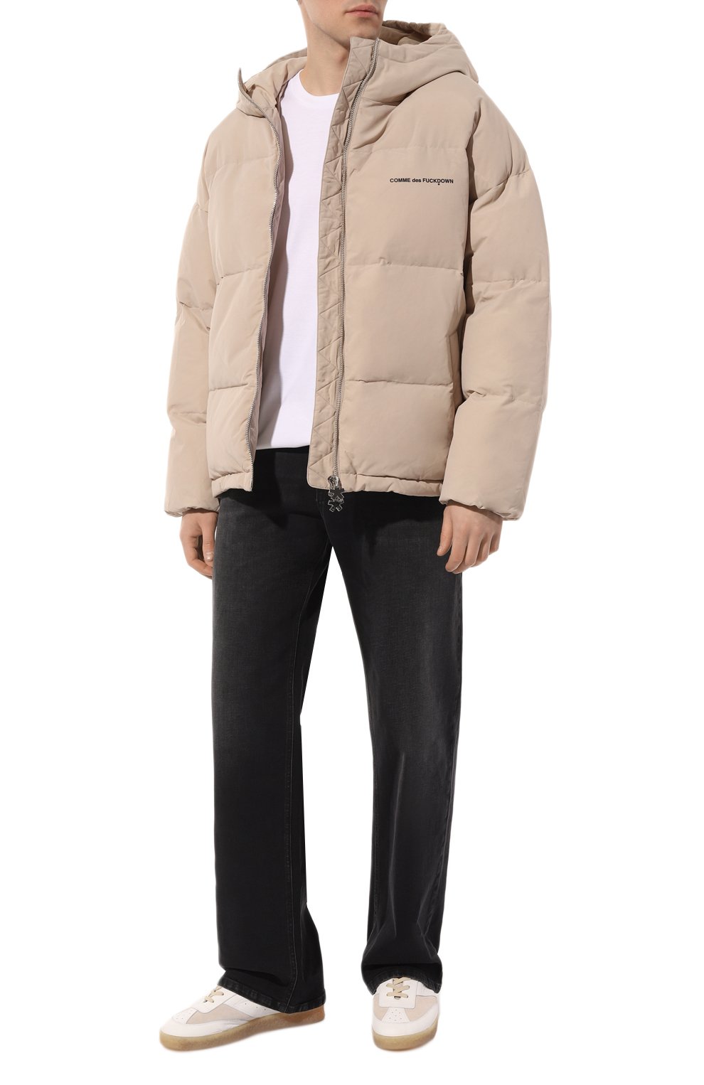 Мужская утепленная куртка COMME DES FUCKDOWN бежевого цвета, арт. CDFU2463 | Фото 2 (Кросс-КТ: Куртка; Рукава: Длинные; Длина (верхняя одежда): До середины бедра; Материал внешний: Синтетический материал; Мужское Кросс-КТ: утепленные куртки; Материал сплава: Проставлено; Материал подклада: Синтетический материал; Драгоценные камни: Проставлено; Стили: Кэжуэл)