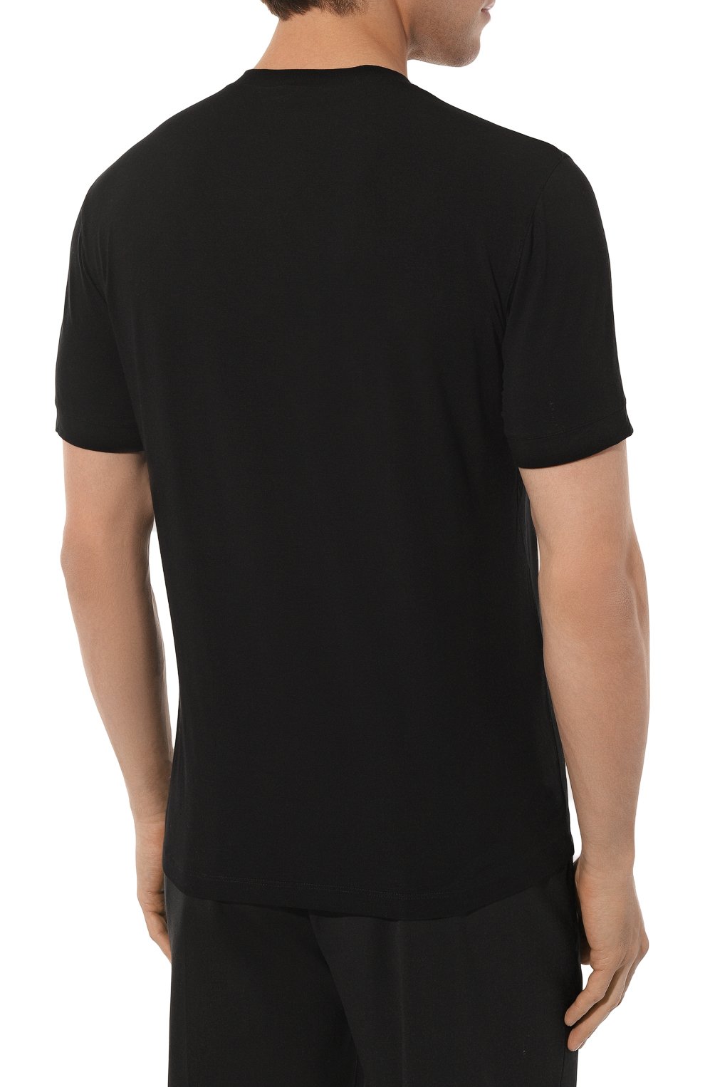 Мужская футболка из вискозы GIORGIO ARMANI черного цвета, арт. 8NST63/SJP4Z | Фото 4 (Принт: Без принта; Рукава: Короткие; Длина (для топов): Стандартные; Материал внешний: Вискоза; Стили: Кэжуэл)