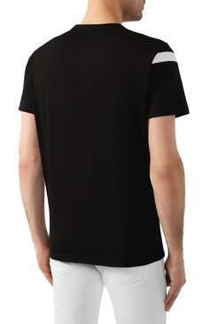 Мужская хлопковая футболка MONCLER черного цвета, арт. F1-091-8C706-10-8390T | Фото 4 (Рукава: Короткие; Длина (для топов): Стандартные; Принт: С принтом; Материал внешний: Хлопок; Стили: Кэжуэл; Статус проверки: Проверена категория)