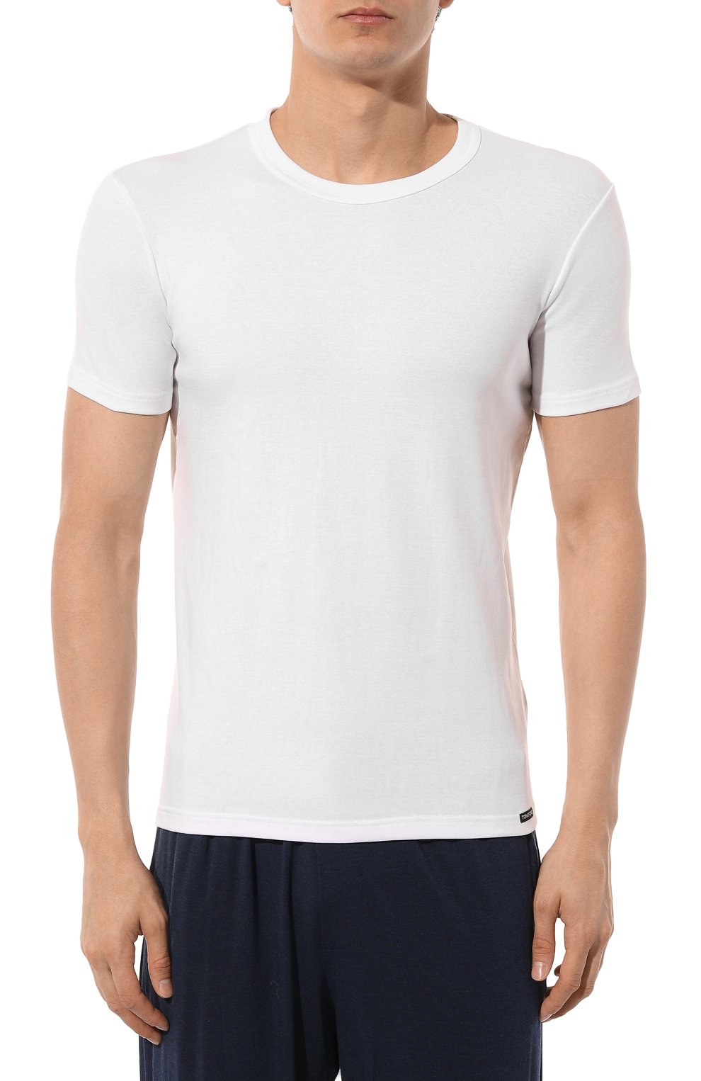 Мужская хлопковая футболка TOM FORD белого цвета, арт. T4M08104 | Фото 3 (Кросс-КТ: домашняя одежда; Рукава: Короткие; Длина (для топов): Стандартные; Материал сплава: Проставлено; Материал внешний: Хлопок; Драгоценные камни: Проставлено)