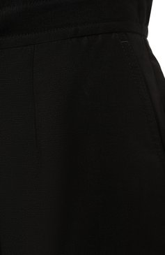 Мужские льняные брюки DOLCE & GABBANA черного цвета, арт. GV6AHT/FU4GK | Фото 5 (Длина (брюки, джинсы): Стандартные; Случай: Повседневный; Материал сплава: Проставлено; Материал внешний: Хлопок, Лен; Драгоценные камни: Проставлено; Стили: Кэжуэл)