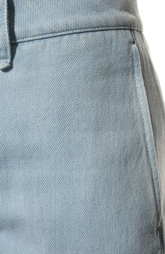 Женские джинсы BURBERRY светло-голубого цвета, арт. 8045037 | Фото 5 (Длина (брюки, джинсы): Удлиненные; Кросс-КТ: Деним; Силуэт Ж (брюки и джинсы): Прямые; Материал сплава: Проставлено; Материал внешний: Хлопок; Драгоценные камни: Проставлено; Стили: Кэжуэл)