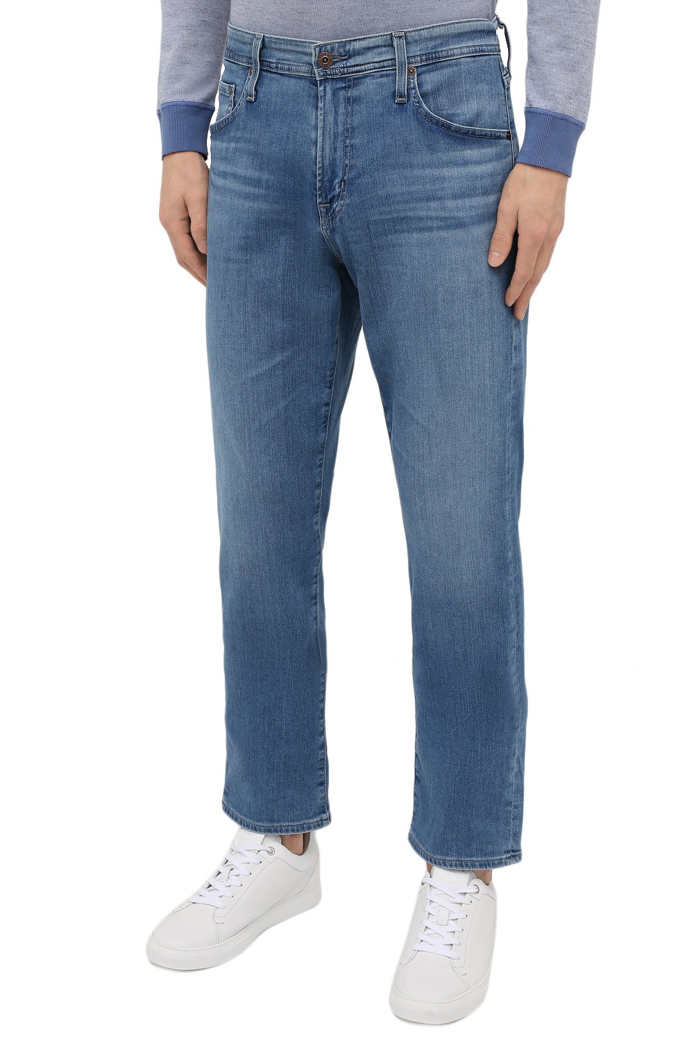 Мужские джинсы AG ADRIANO GOLDSCHMIED голубого цвета, арт. 1174AND/MNTS/MX | Фото 3 (Силуэт М (брюки): Прямые; Кросс-КТ: Деним; Длина (брюки, джинсы): Стандартные; Материал внешний: Хлопок, Деним; Детали: Потертости)