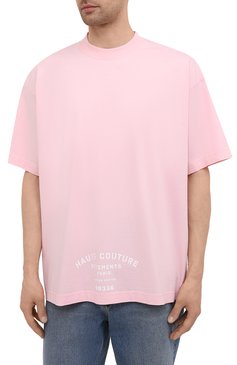 Мужская хлопковая футболка VETEMENTS розового цвета, арт. UA52TR270P 1610/M | Фото 3 (Рукава: Короткие, 3/4; Длина (для топов): Стандартные; Стили: Гранж; Принт: С принтом; Материал внешний: Хлопок)