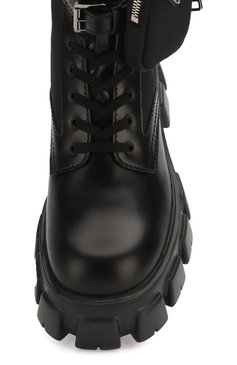 Мужские комбинированные ботинки PRADA черного цвета, арт. 2UE007-3L09-F0002-D002 | Фото 5 (Каблук высота: Высокий; Материал внешний: Кожа; Мужское Кросс-КТ: Ботинки-обувь, Байкеры-обувь; Материал внутренний: Натуральная кожа; Материал утеплителя: Без утеплителя; Подошва: Массивная)