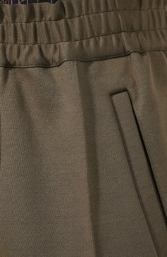 Мужские хлопковые брюки BRIONI хаки цвета, арт. UJET0L/P9608 | Фото 5 (Длина (брюки, джинсы): Стандартные; Случай: Повседневный; Региональные ограничения белый список (Axapta Mercury): RU; Материал внешний: Хлопок)