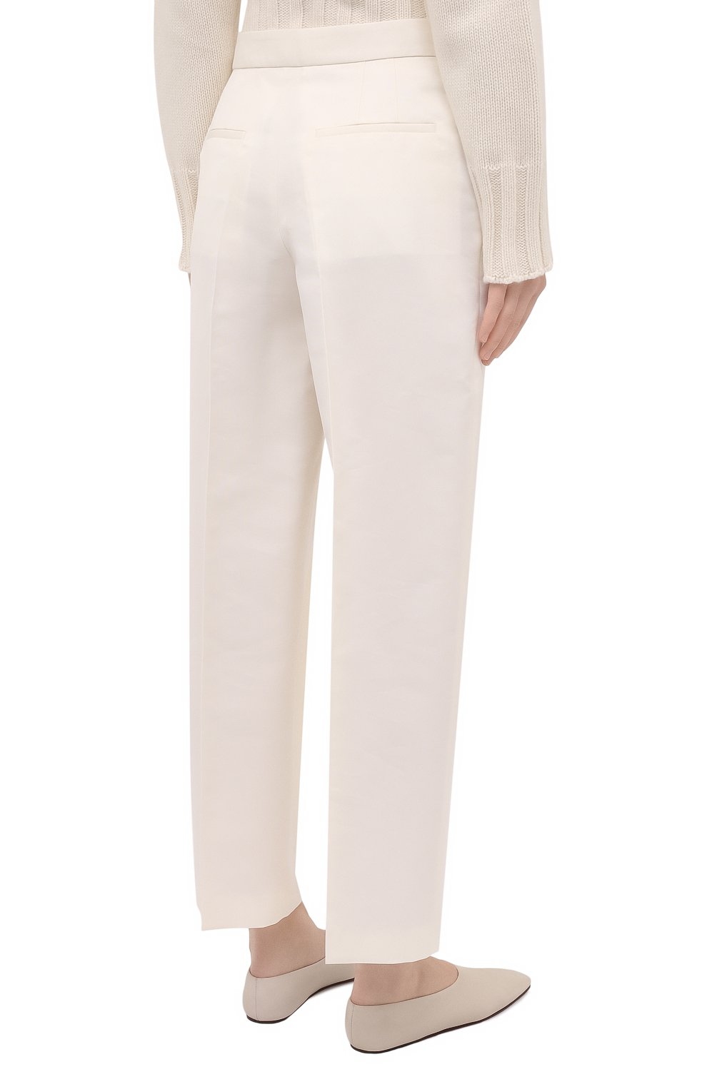 Женские хлопковые брюки JIL SANDER светло-бежевого цвета, арт. JSWS306602-WS252100 | Фото 4 (Материал внешний: Шелк, Хлопок; Длина (брюки, джинсы): Стандартные; Женское Кросс-КТ: Брюки-одежда; Силуэт Ж (брюки и джинсы): Прямые; Региональные ограничения белый список (Axapta Mercury): RU; Стили: Кэжуэл)