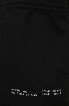Мужской плащ DIESEL черного цвета, арт. A02711/0PBAG | Фото 5 (Мужское Кросс-КТ: Плащ-верхняя одежда; Рукава: Длинные; Материал внешний: Синтетический материал; Стили: Гранж; Длина (верхняя одежда): Длинные)