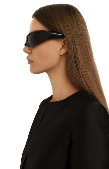 Женские солнцезащитные очки BALENCIAGA черного цвета, арт. BB0251S 001 | Фото 2 (Нос: Не проставлено; Региональные ограничения белый список (Axapta Mercury): Не проставлено)