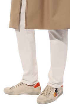 Мужские кожаные кеды disney x gucci GUCCI кремвого цвета, арт. 603697 AYO70 | Фото 3 (Материал сплава: Проставлено; Стили: Классический; Материал утеплителя: Без утеплителя; Тематический товар: Disney; Подошва: Плоская; Драгоценные камни: Проставлено)