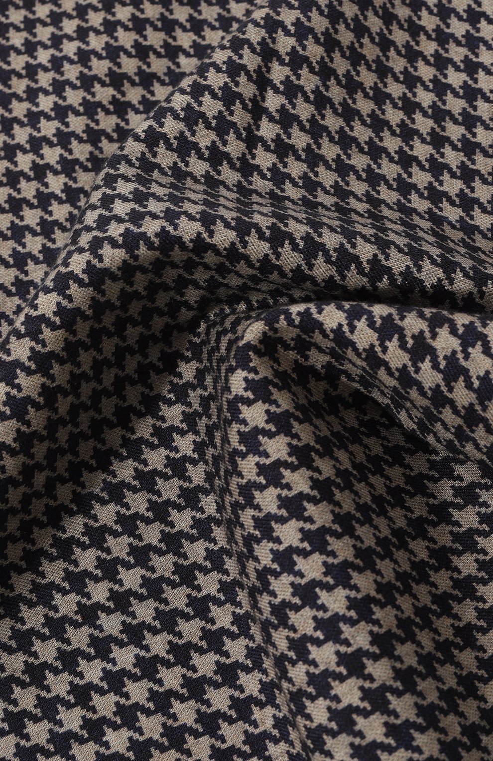 Мужской платок из хлопка и шерсти BOSS темно-синего цвета, арт. 50499597 | Фото 2 (Материал: Текстиль, Шерсть, Хлопок)