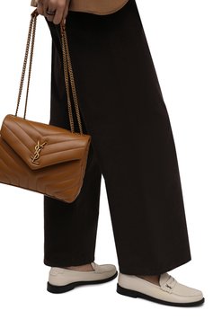 Женские кожаные лоферы SAINT LAURENT кремвого цвета, арт. 670232/18RTT | Фото 3 (Каблук высота: Низкий; Материал внутренний: Натуральная кожа; Подошва: Плоская)