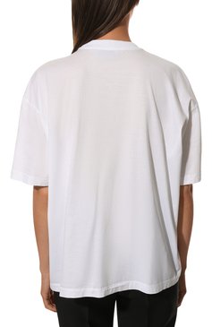 Женская хлопковая футболка PRADA белого цвета, арт. 3572A-1ZPL-F0009-212 | Фото 4 (Принт: Без принта; Рукава: Короткие; Длина (для топов): Стандартные; Материал внешний: Хлопок; Стили: Спорт-шик; Женское Кросс-КТ: Футболка-одежда)