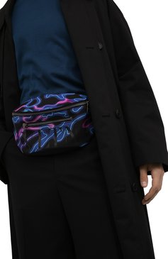 Мужская текстильная поясная сумка neon camou VALENTINO разноцветного цвета, арт. XY2B0982/LTG | Фото 2 (Случай: Повседневный; Размер: medium; Материал сплава: Проставлено; Материал: Текстиль; Драгоценные камни: Проставлено)