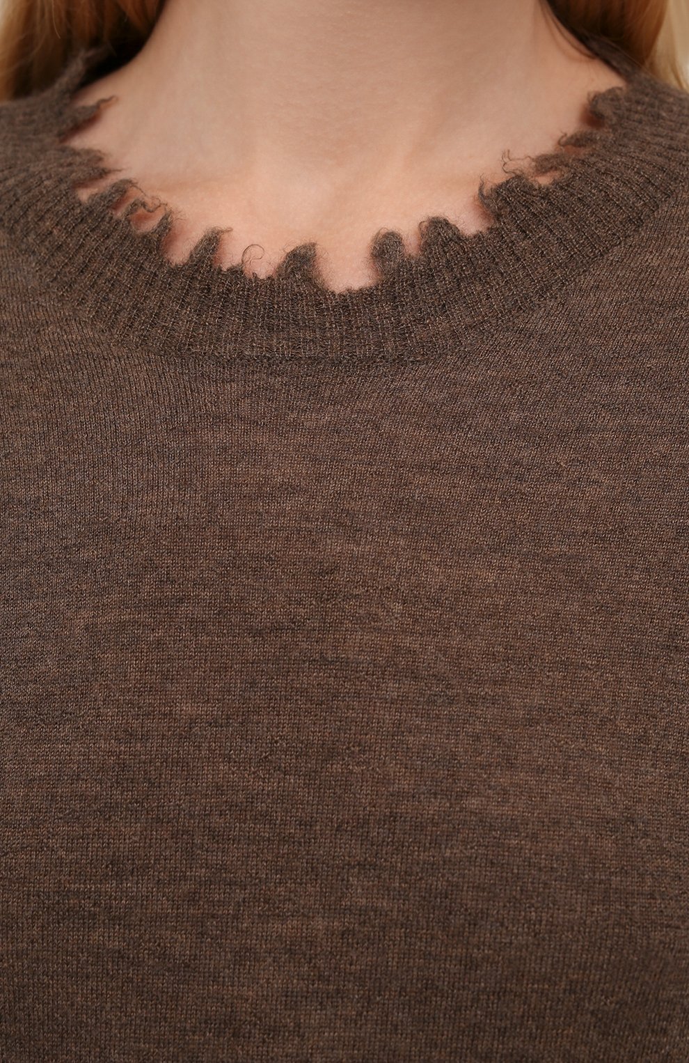 Женский кашемировый пуловер UMA WANG бежевого цвета, арт. W1 M UK7154 | Фото 5 (Материал внешний: Шерсть, Кашемир; Рукава: Длинные; Длина (для топов): Стандартные; Женское Кросс-КТ: Пуловер-одежда; Стили: Кэжуэл)