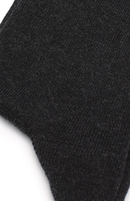 Детские хлопковые носки FALKE темно-серого цвета, арт. 10645 | Фото 2 (Материал: Хлопок, Текстиль; Статус проверки: Проверено, Проверена категория; Кросс-КТ: Школьные аксессуары, Носки; Региональные ограничения белый список (Axapta Mercury): RU)
