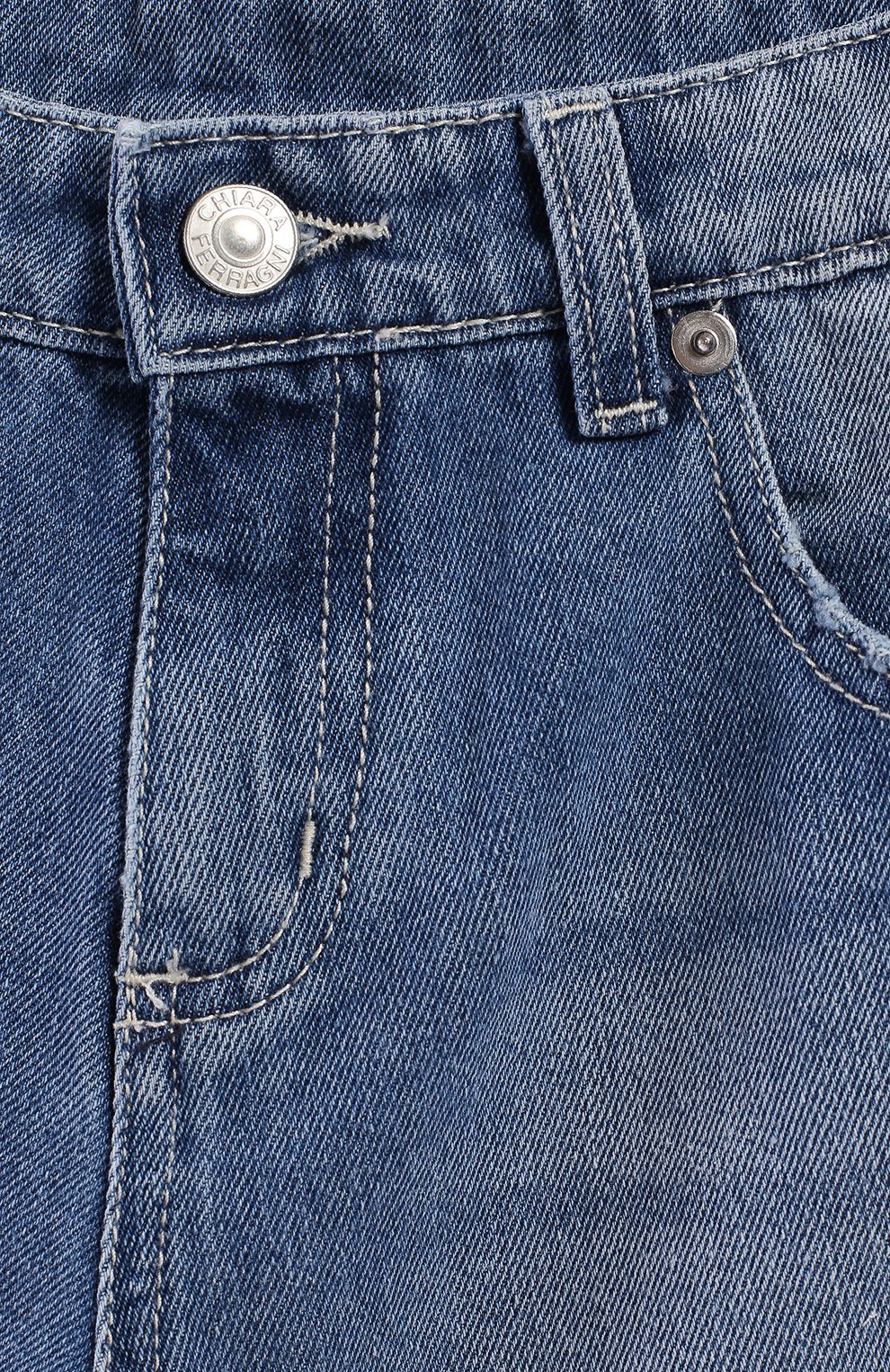 Детские джинсовые шорты CHIARA FERRAGNI синего цвета, арт. 19PE-CFKS002 | Фото 3 (Кросс-КТ: Деним; Материал внутренний: Не назначено; Материал сплава: Проставлено; Нос: Не проставлено; Материал внешний: Хлопок; Девочки Кросс-КТ: Шорты-одежда; Статус проверки: Проверена категория)