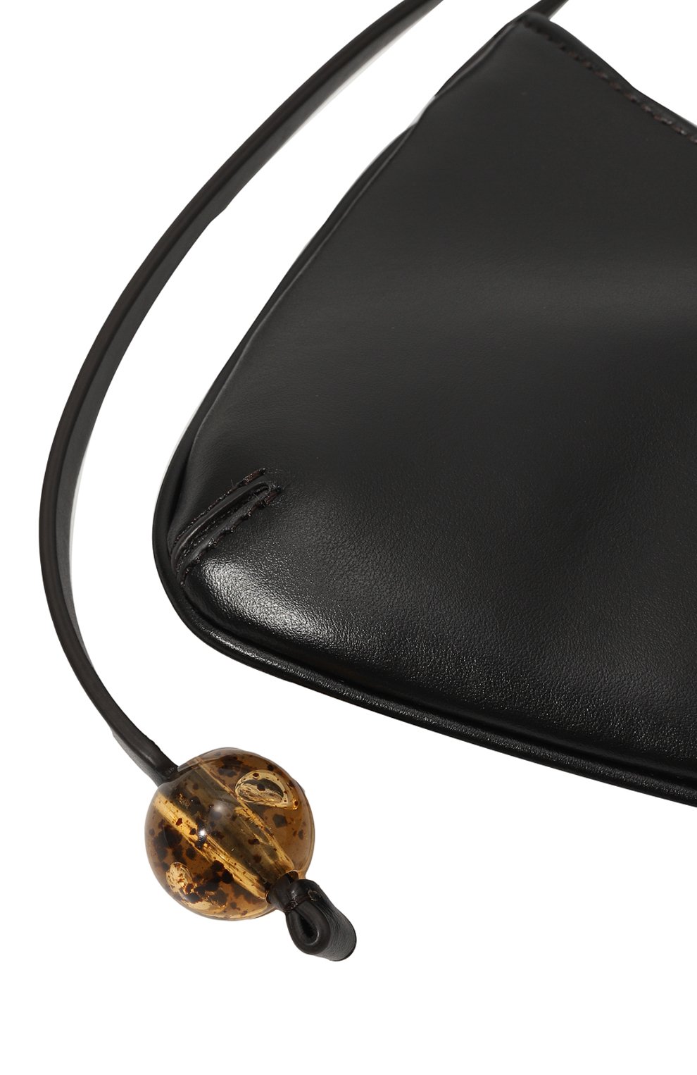 Женская сумка le bisou perle JACQUEMUS черного цвета, арт. 23E/231BA057-3000 | Фото 3 (Сумки-технические: Сумки через плечо; Размер: medium; Материал: Натуральная кожа; Материал сплава: Проставлено; Драгоценные камни: Проставлено)
