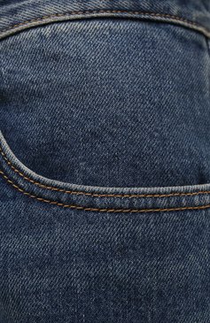 Женские джинсы MAISON MARGIELA тёмно-голубого цвета, арт. S51LA0147/S30561 | Фото 5 (Кросс-КТ: Деним; Длина (брюки, джинсы): Стандартные; Региональные ограничения белый список (Axapta Mercury): Не проставлено, RU; Силуэт Ж (брюки и джинсы): Прямые; Материал сплава: Проставлено; Материал внешний: Хлопок, Деним; Детали: Потертости; Драгоценные камни: Проставлено; Ст или: Кэжуэл)