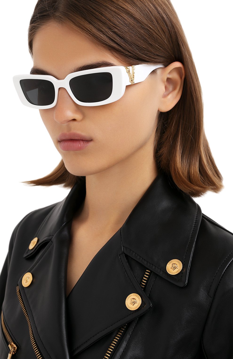 Женские солнцезащитные очки VERSACE белого цвета, арт. 4382-532787 | Фото 2 (Региональные ограничения белый список (Axapta Mercury): RU; Тип очков: С/з; Оптика Гендер: оптика-женское; Очки форма: Прямоугольные)