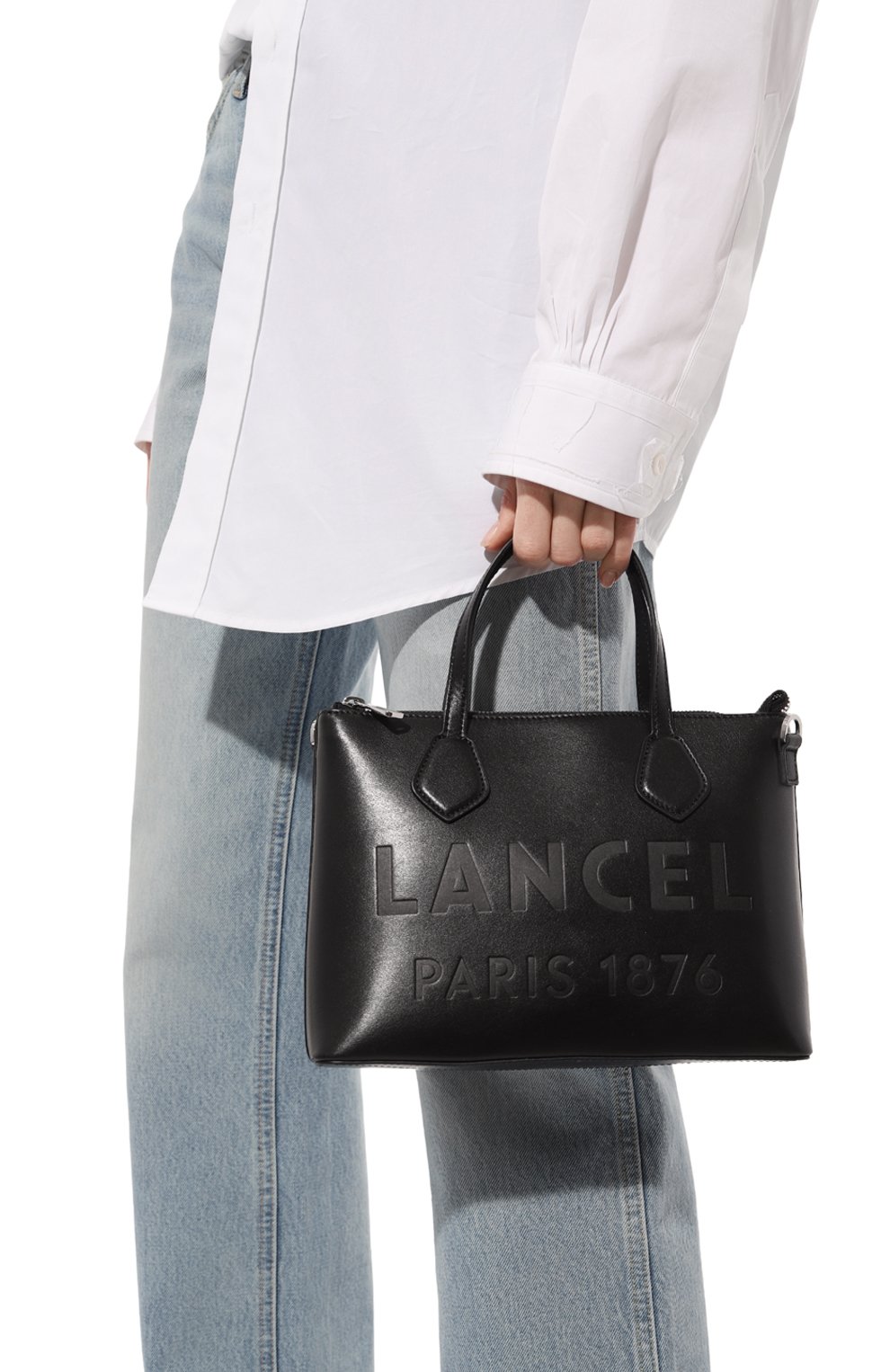 Женская сумка essential LANCEL черного цвета, арт. A12355 | Фото 2 (Сумки-технические: Сумки top-handle; Материал: Натуральная кожа; Ремень/цепочка: На ремешке; Размер: small)