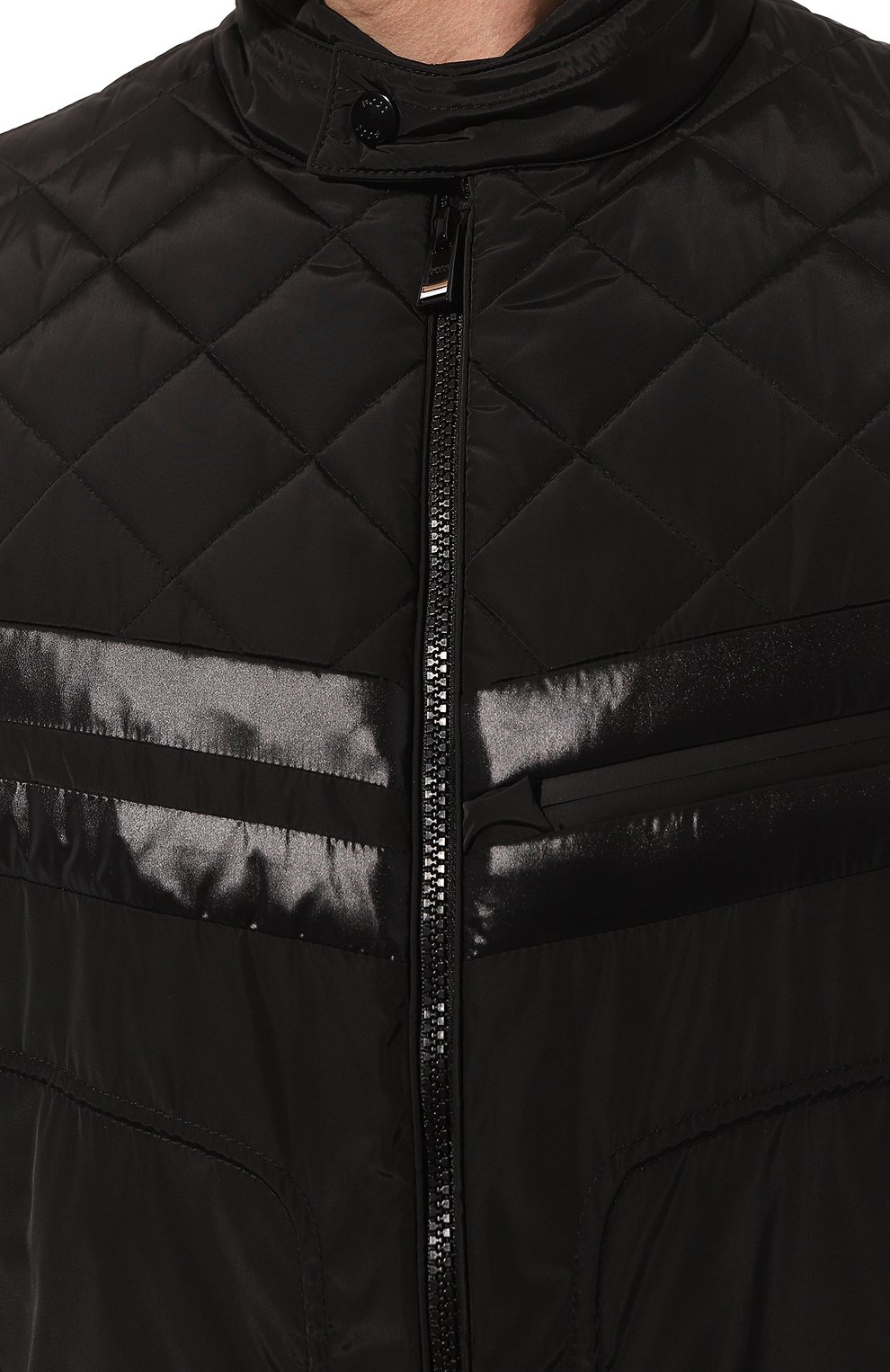 Мужская утепленная куртка BOSS черного цвета, арт. 50493674 | Фото 5 (Кросс-КТ: Куртка; Рукава: Длинные; Материал внешний: Синтетический материал; Мужское Кросс-КТ: утепленные куртк и; Материал сплава: Проставлено; Материал подклада: Синтетический материал; Драгоценные камни: Проставлено; Длина (верхняя одежда): Короткие; Стили: Кэжуэл)