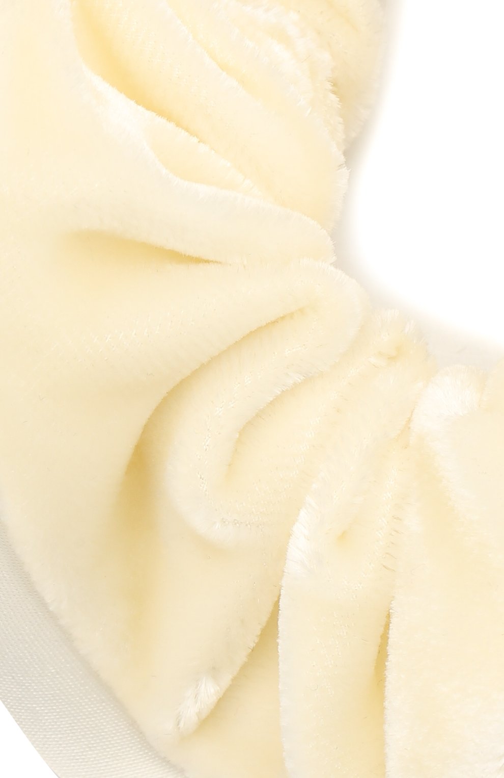 Женская резинка для волос шу-шу ALEXANDRE DE PARIS молочного цвета, арт. TCH-17499-PM I | Фото 2 (Материал: Текстиль; Региональные ограничения белый список (Axapta Mercury): RU; Статус проверки: Проверена категория)