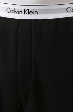 Мужские хлопковые домашние шорты с широкой резинкой CALVIN KLEIN черного цвета, арт. NM1358E | Фото 5 (Кросс-КТ: домашняя одежда; Материал сплава: Проставлено, Проверено; Нос: Не проставлено; Материал внешний: Хлопок)