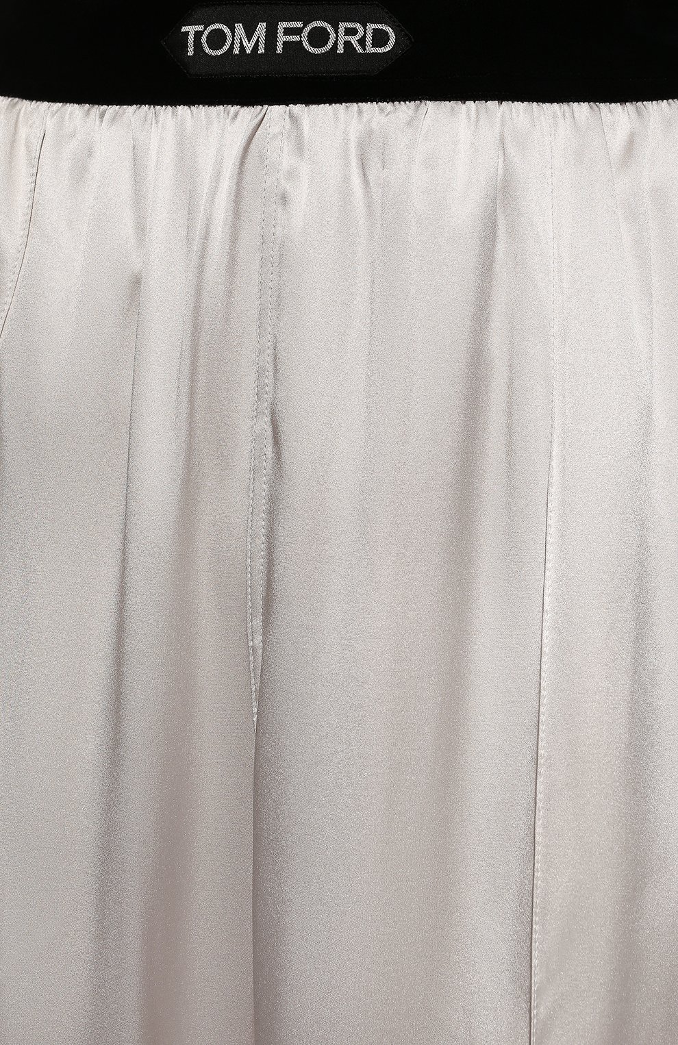 Женские шелковые брюки TOM FORD серебряного цвета, арт. PAW397-FAX881 | Фото 5 (Длина (брюки, джинсы): Удлиненные; Материал внешний: Шелк; Стили: Гламурный; Женское Кросс-КТ: Брюки-одежда; Силуэт �Ж (брюки и джинсы): Прямые; Региональные ограничения белый список (Axapta Mercury): RU; Материал сплава: Проставлено; Драгоценные камни: Проставлено)