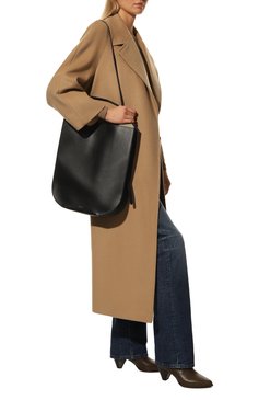 Женская сумка helene large REE PROJECTS черного цвета, арт. AW22/HELE1SC | Фото 7 (Сумки-технические: Сумки top-handle; Материал: Натуральная кожа; Ремень/цепочка: На ремешке; Размер: large)