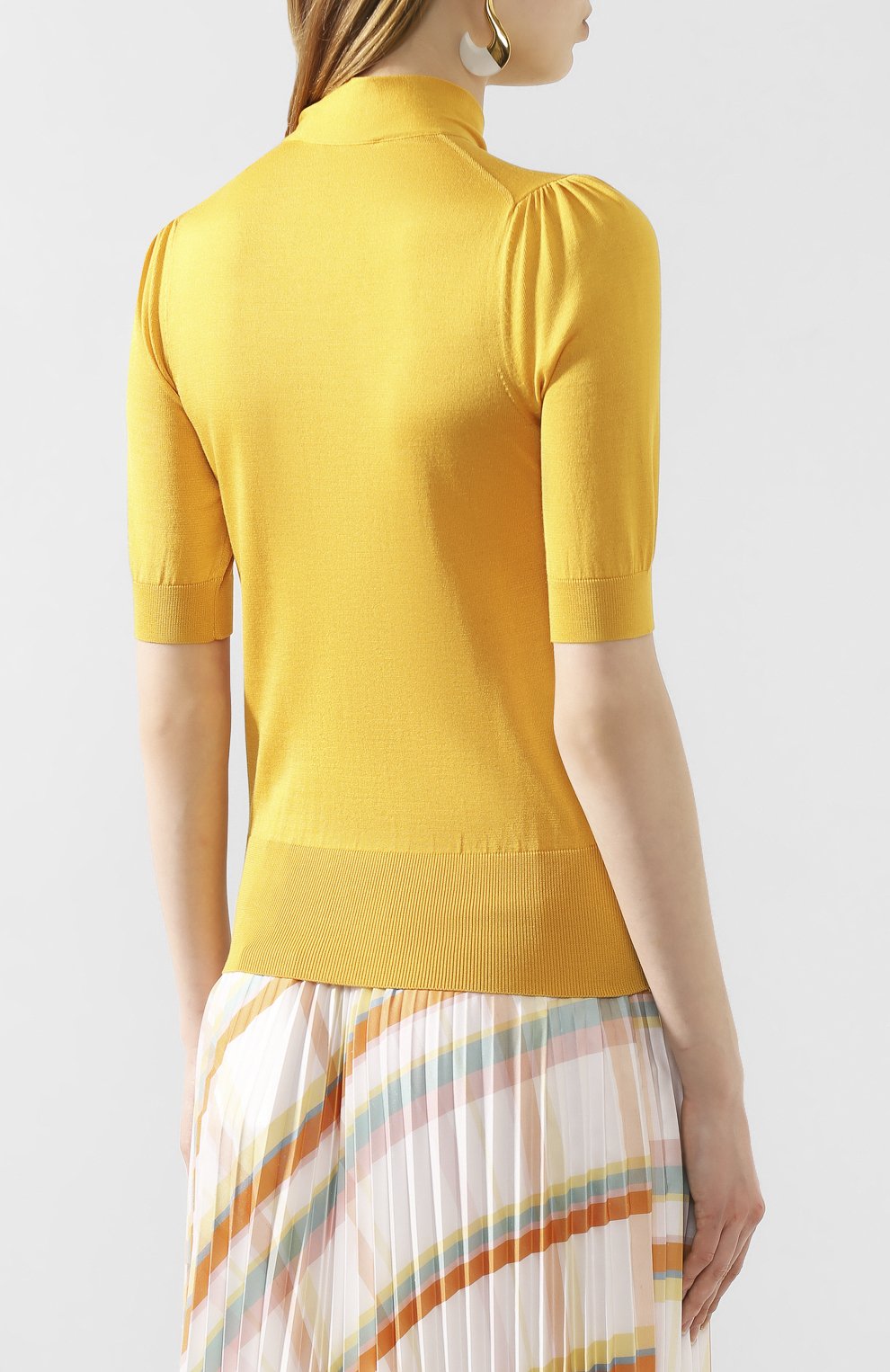 Женский шелковый пуловер DOLCE & GABBANA желтого цвета, арт. FX706T/JASIP | Фото 4 (Материал внешний: Шелк; Рукава: Короткие, 3/4; Длина (для топов): Стандартные; Стили: Классический, Романтичный, Кэжуэл; Женское Кросс-КТ: Пуловер-одежда)