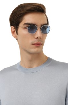 Мужские солнцезащитные очки PETER&MAY WALK голубого цвета, арт. TT2 THE WAY SILVER BLUE | Фото 2 (Кросс-КТ: С/з-мужское; Тип очков: С/з; Очки форма: Квадратные; Оптика Гендер: оптика-мужское)