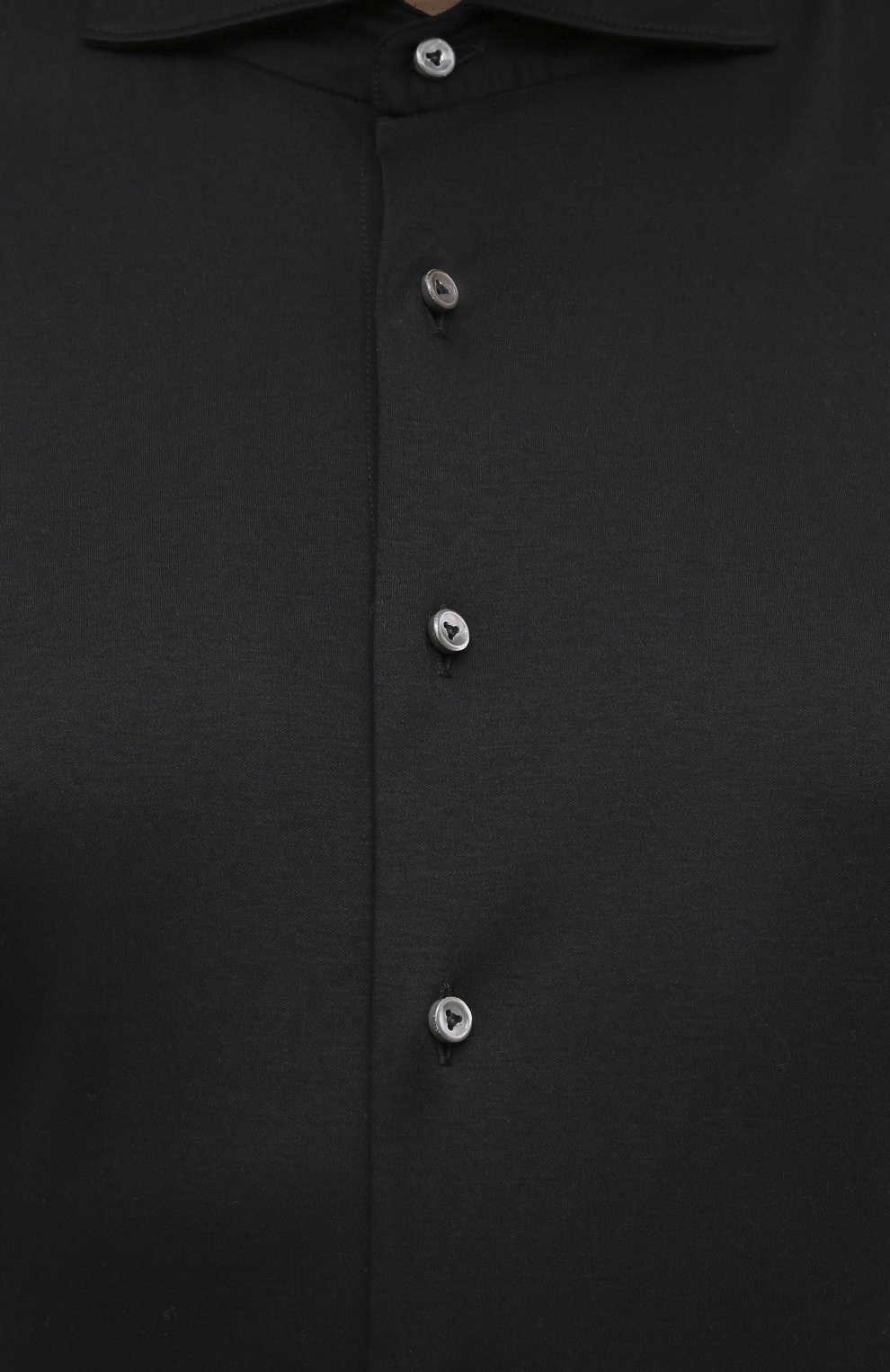 Мужская хлопковая рубашка VAN LAACK черного цвета, арт. M-PER-L/180031/3XL | Фото 5 (Манжеты: На пуговицах; Рукава: Длинные; Рубашки М: Regular Fit; Воротник: Акула; Случай: Повседневный; Длина (для топов): Стандартные; Материал внешний: Хлопок; Принт: Однотонные; Мужское Кросс-КТ: Рубашка-одежда; Стили: Кэжуэл)