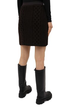 Женская шерстяная юбка BOTTEGA VENETA коричневого цвета, арт. 651747/V0IL0 | Фото 4 (Материал внешний: Шерсть; Длина Ж (юбки, платья, шорты): Мини; Региональные ограничения белый список (Axapta Mercury): RU; Кросс-КТ: Трикотаж; Женское Кросс-КТ: Юбка-одежда; Стили: Кэжуэл)