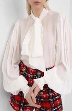 Женская шелковая блузка BALMAIN белого цвета, арт. UF12680/S053 | Фото 3 (Материал внешний: Шелк; Рукава: Длинные; Принт: Без принта; Длина (для топов): Стандартные; Женское Кросс-КТ: Блуза-одежда)