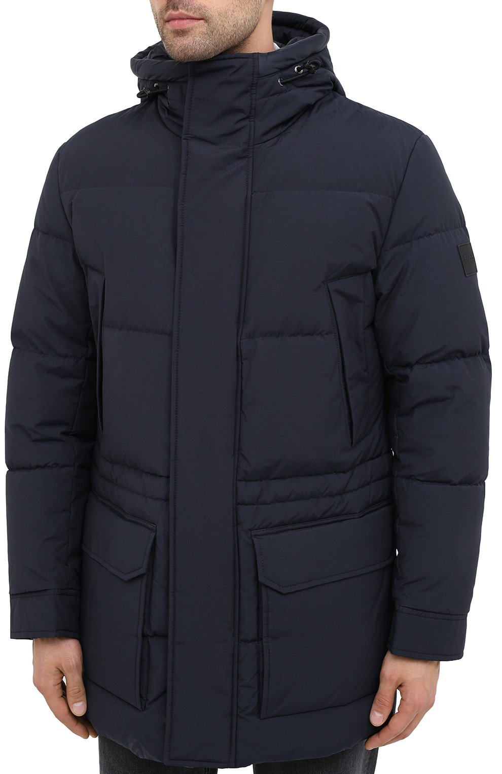 Мужская утепленная куртка BOSS темно-синего цвета, арт. 50436497 | Фото 3 (Кросс-КТ: Куртка; Рукава: Длинные; Длина (верхняя одежда): До середины бедра; Материал внешний: Синтетический материал, Хлопок; Мужское Кросс-КТ: утепленные куртки, Верхняя одежда; Стили: Кэжуэл)