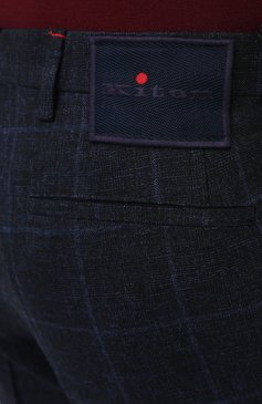 Мужские брюки из шерсти и вискозы KITON темно-синего цвета, арт. UFPP79K01T39 | Фото 5 (Материал внешний: Шерсть, Вискоза; Длина (брюки, джинсы): Стандартные; Случай: Повседневный; Региональные ограничения белый список (Axapta Mercury): RU; Материал сплава: Проставлено; Драгоценные камни: Проставлено; Материал подклада: Купро; Стили: Кэжуэл)