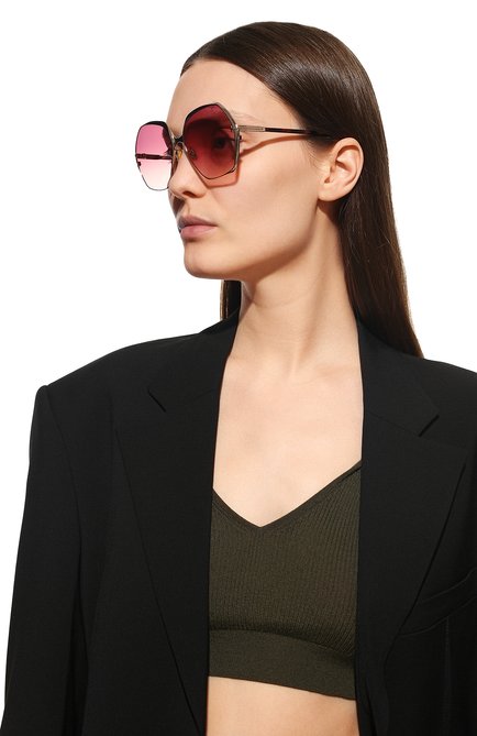 Женские солнцезащитные очки TOM FORD золотого цвета, арт. TF912 | Фото 2 (Тип очков: С/з; Очки форма: Бабочка; Оптика Гендер: оптика-женское)
