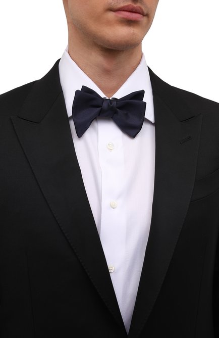 Мужской шелковый галстук-бабочка GIORGIO ARMANI темно-синего цвета, арт. 360030/8P999 | Фото 2 (Материал: Шелк, Текстиль)