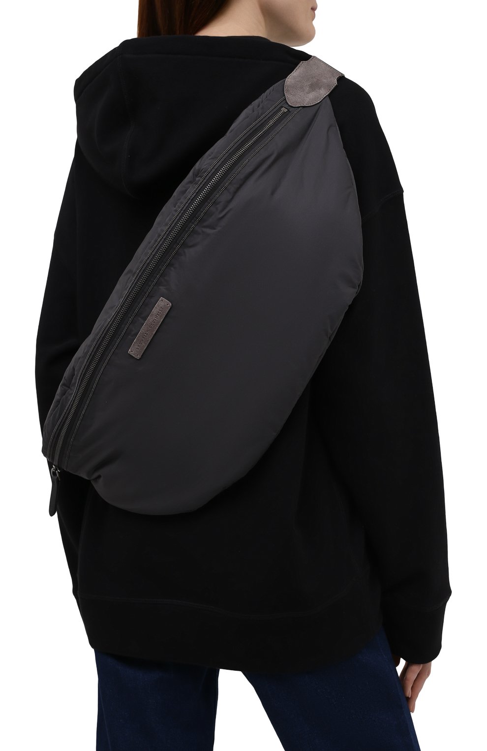 Женская поясная сумка BRUNELLO CUCINELLI серого цвета, арт. MB74D2346 | Фото 2 (Ремень/цепочка: На ремешке; Материал: Текстиль; Стили: Спорт; Застежка: Молния; Размер: large)