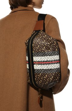 Женская поясная сумка sonny medium BURBERRY коричневого цвета, арт. 8021483 | Фото 6 (Размер: medium; Стили: Классический; Застежка: Молния; Материал: Экокожа; Кросс-КТ: другое)